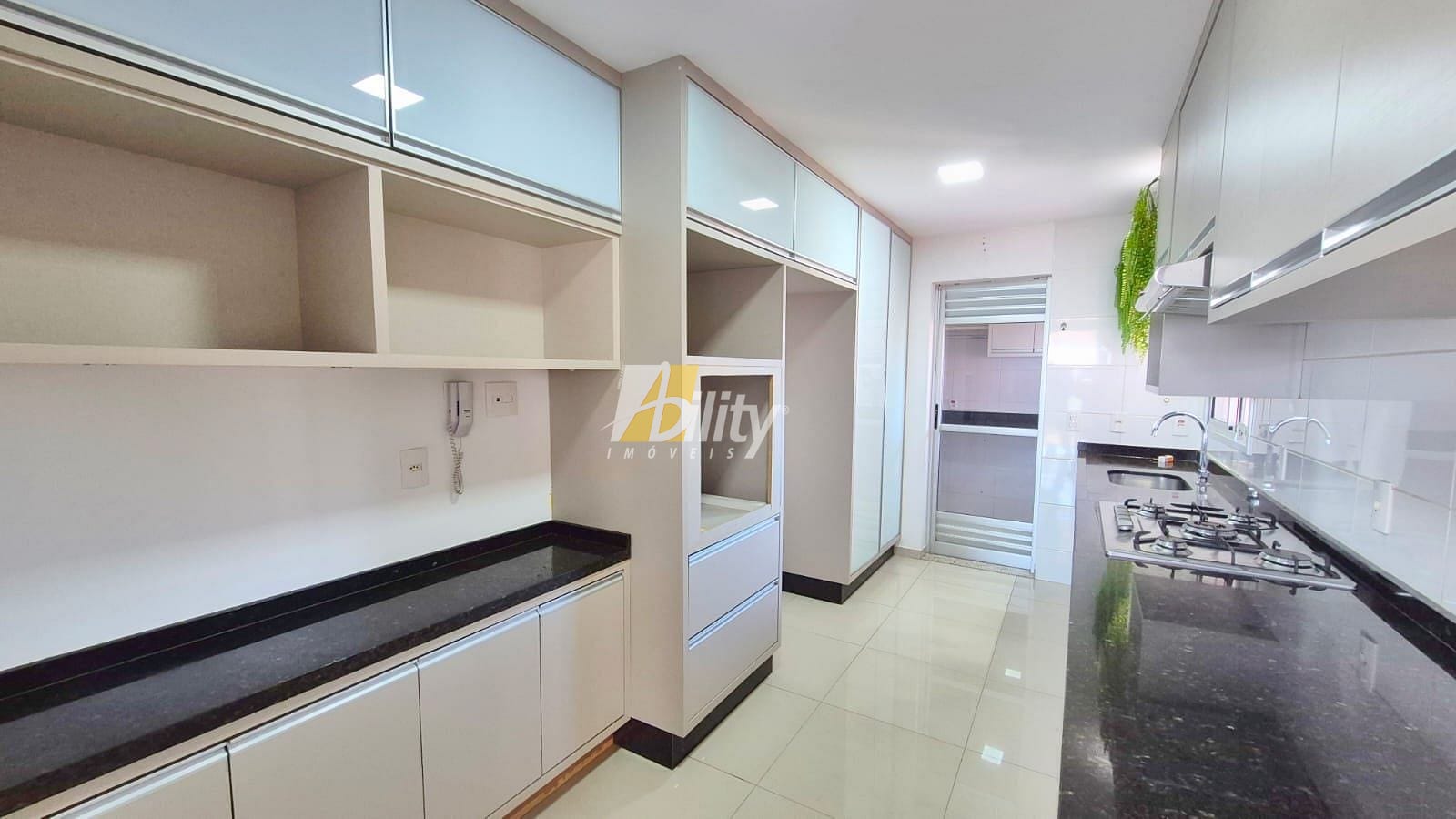 Apartamento à venda com 3 quartos, 135m² - Foto 31