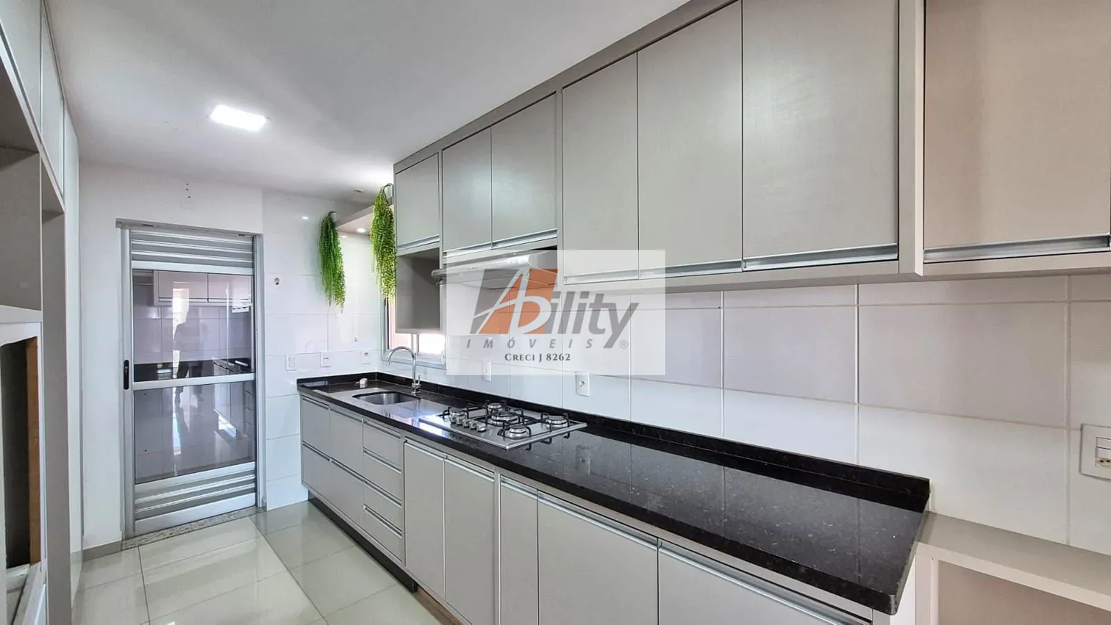 Apartamento, 3 quartos, 135 m² - Foto 2