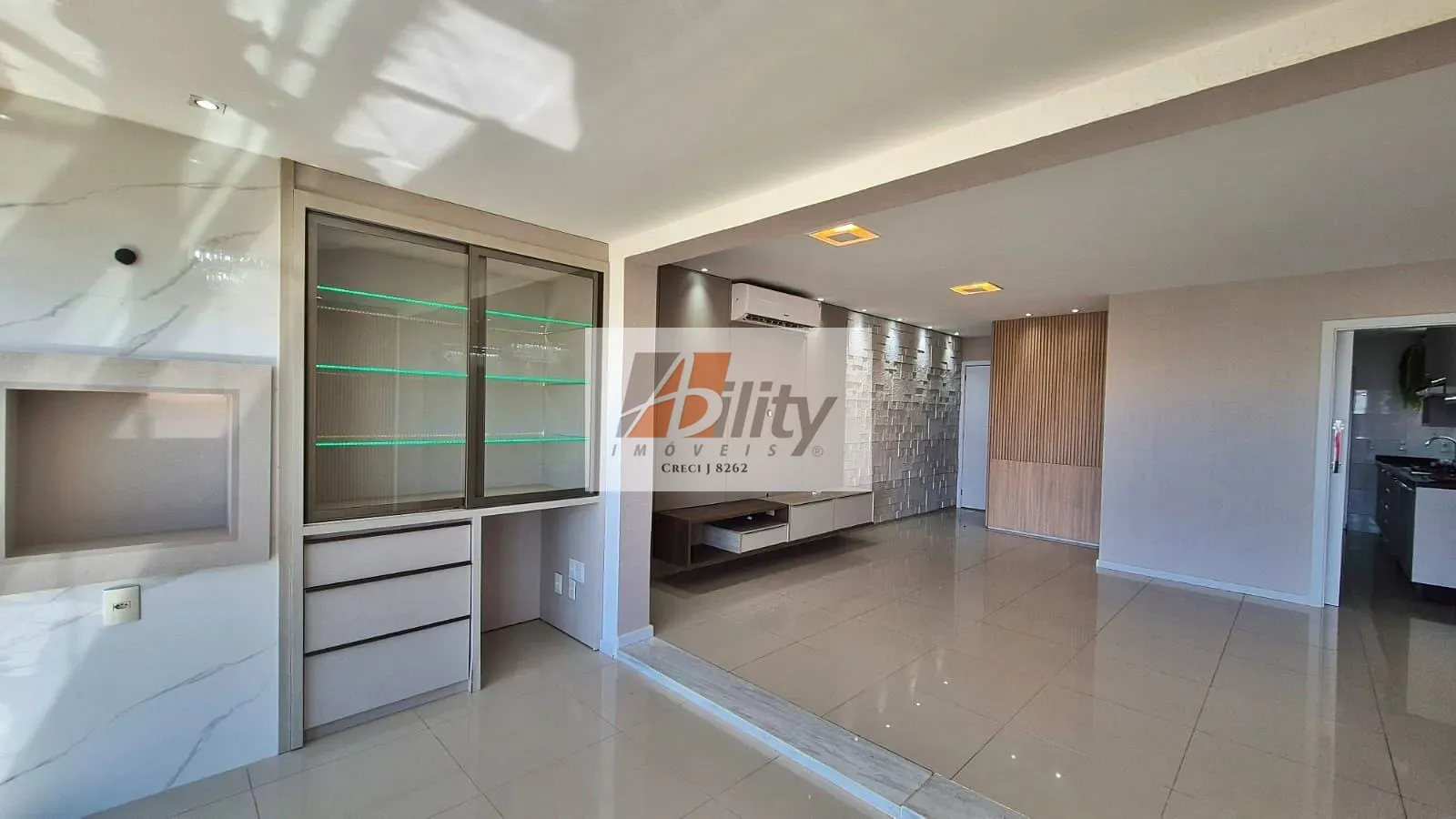 Apartamento, 3 quartos, 135 m² - Foto 1