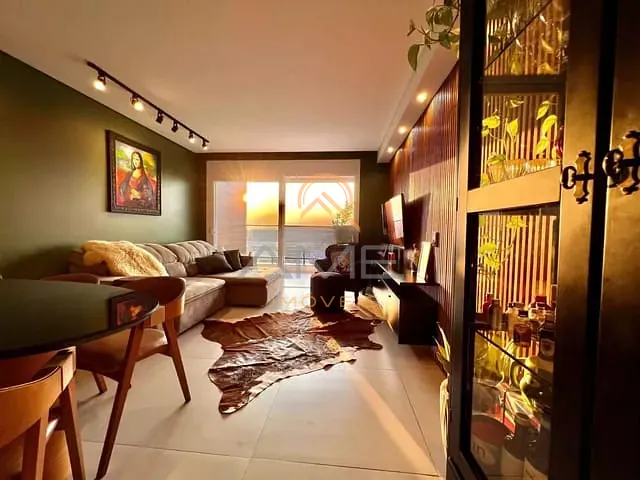 Apartamento 2 quartos e 2 banheiros, à venda, no bairro Centro em Pelotas