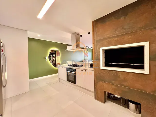Apartamento 2 quartos e 2 banheiros, à venda, no bairro Centro em Pelotas