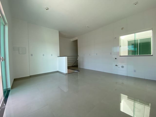 Apartamento 2 quartos e 2 banheiros, à venda, no bairro Santa Regina em Itajaí