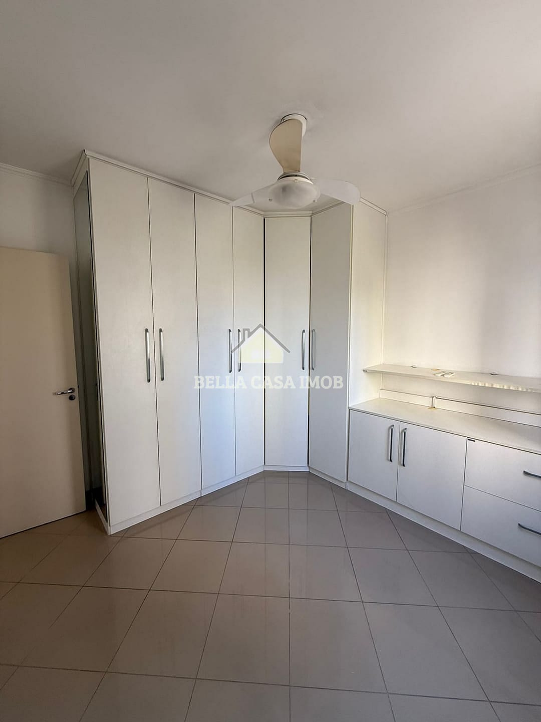 Apartamento à venda e aluguel com 2 quartos, 52m² - Foto 8