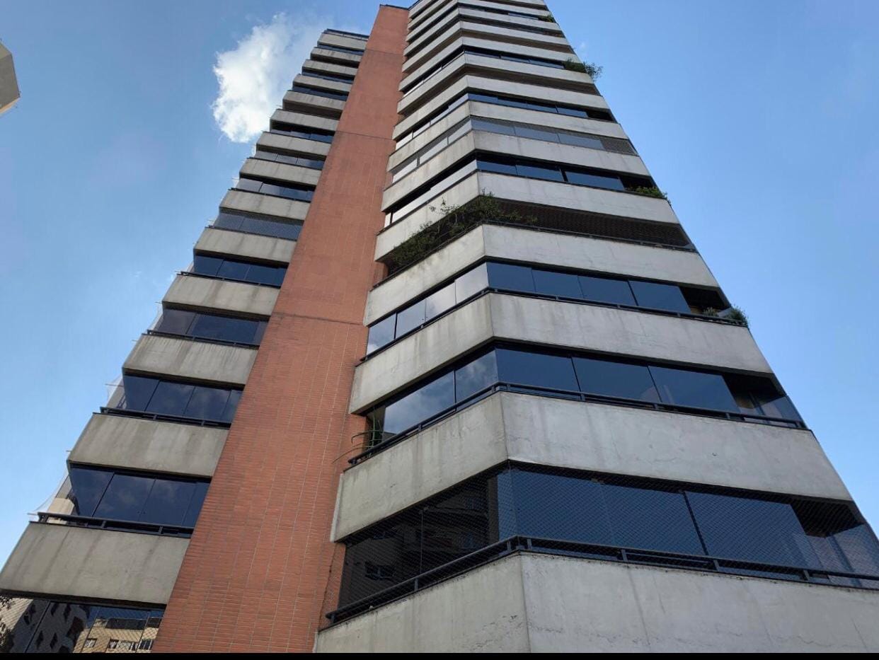 Apartamento, 4 quartos, 230 m² - Foto 2