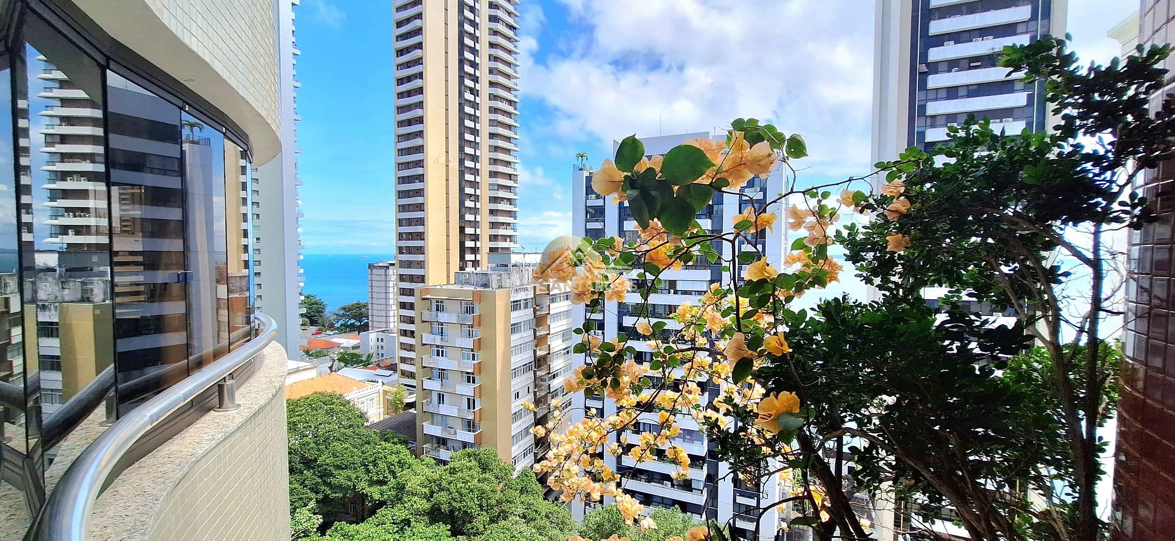 Apartamento para alugar com 3 quartos, 127m² - Foto 1