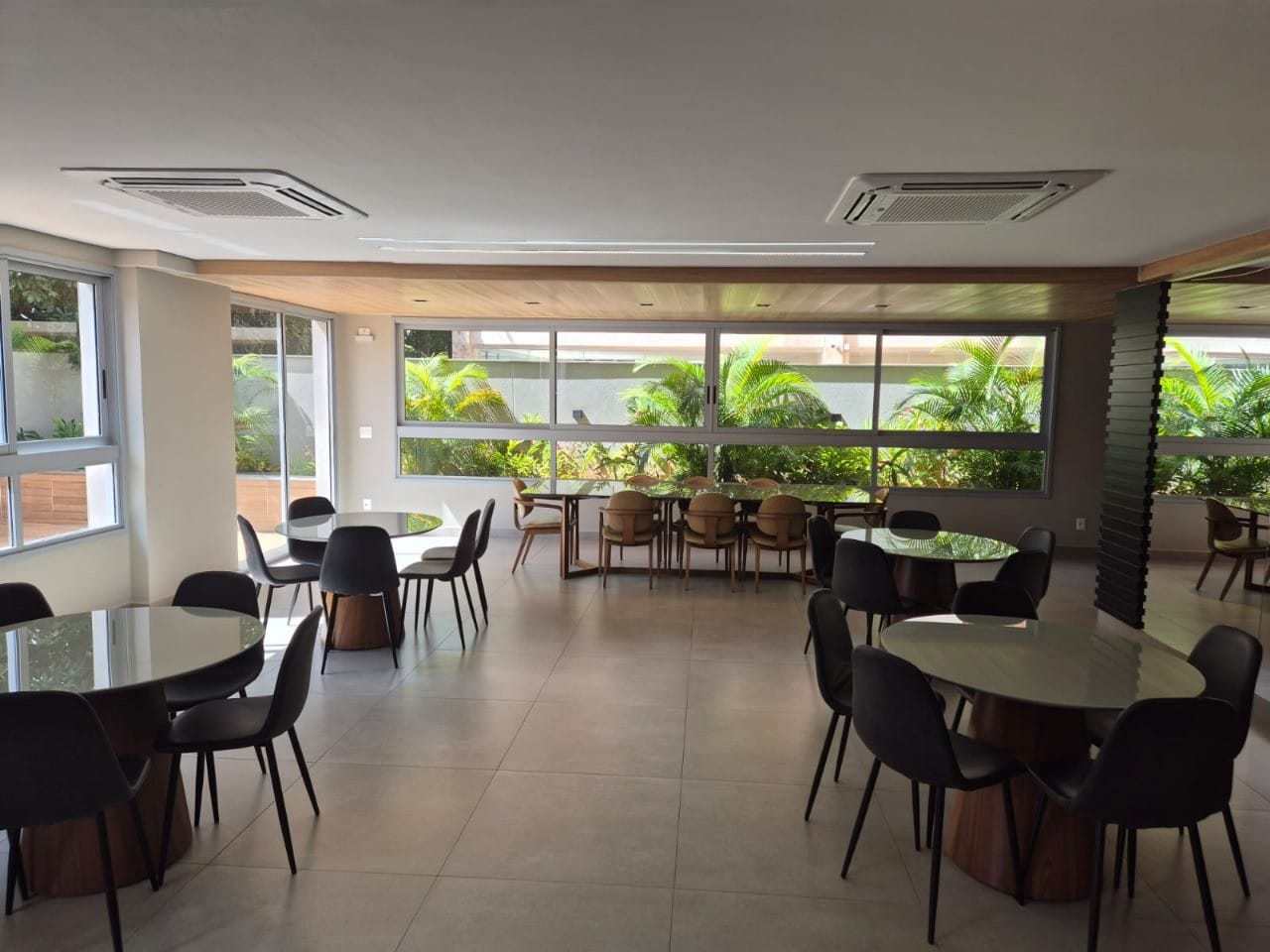 Apartamento à venda com 2 quartos, 58m² - Foto 13