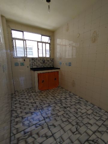 Apartamento 2 quartos e 1 banheiro, à venda, no bairro Olaria em Rio de Janeiro