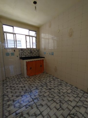 Apartamento 2 quartos e 1 banheiro, à venda, no bairro Olaria em Rio de Janeiro