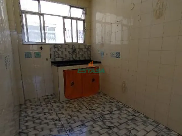 Apartamento 2 quartos e 1 banheiro, à venda, no bairro Olaria em Rio de Janeiro