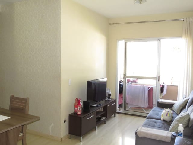 Apartamento com 82m² 3 quartos e 2 banheiros, à venda, no bairro Parque Jamaica em Londrina