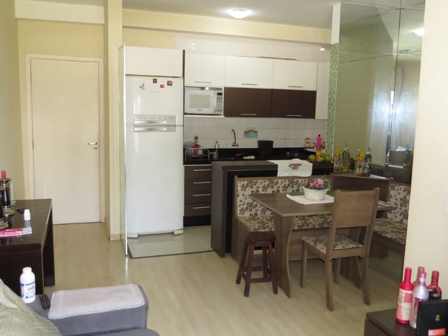 Apartamento com 82m² 3 quartos e 2 banheiros, à venda, no bairro Parque Jamaica em Londrina