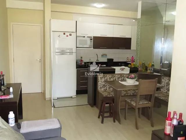 Apartamento com 82m² 3 quartos e 2 banheiros, à venda, no bairro Parque Jamaica em Londrina