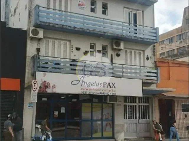 Apartamento 2 quartos e 1 banheiro, para alugar, no bairro Centro em Pelotas
