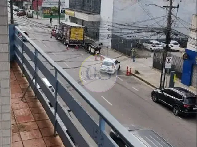 Apartamento 2 quartos e 1 banheiro, para alugar, no bairro Centro em Pelotas