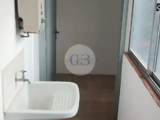 Apartamento 2 quartos e 1 banheiro, para alugar, no bairro Centro em Pelotas