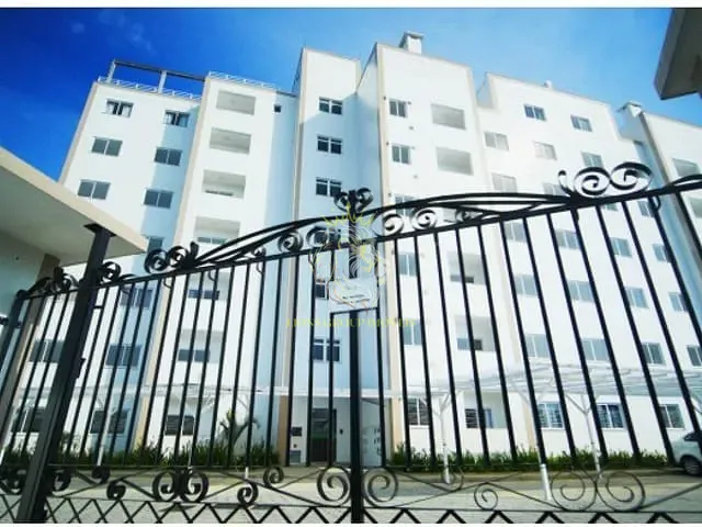 Apartamento 2 quartos e 2 banheiros, à venda, no bairro Monte Alegre em Camboriú