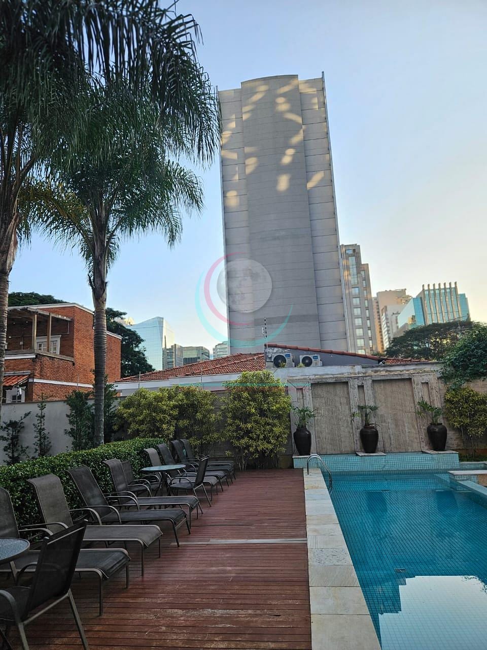 Apartamento à venda com 1 quarto, 93m² - Foto 22