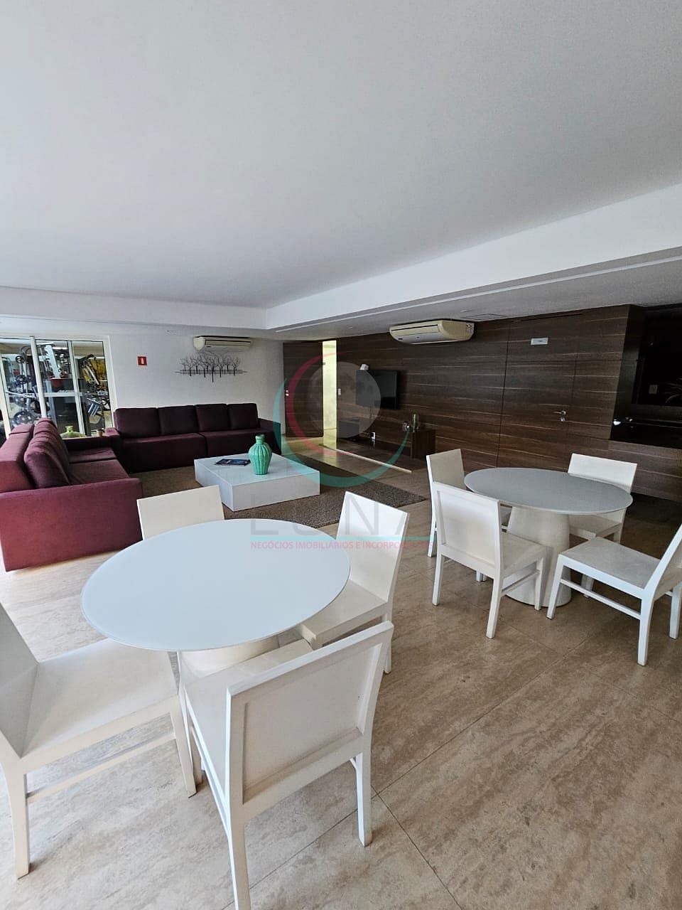 Apartamento à venda com 1 quarto, 93m² - Foto 21