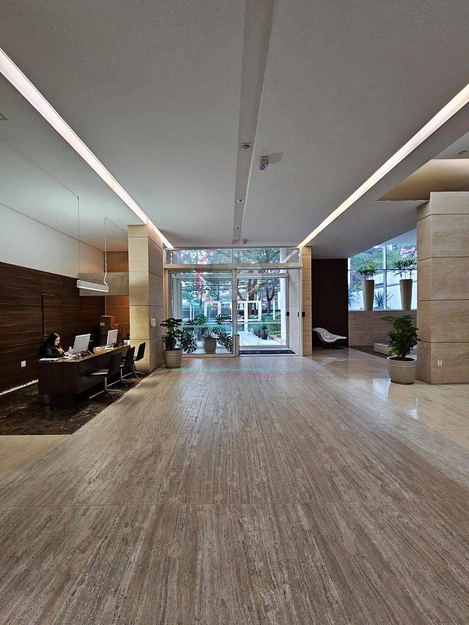 Apartamento à venda com 1 quarto, 93m² - Foto 2