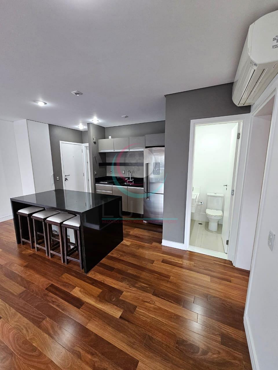 Apartamento à venda com 1 quarto, 93m² - Foto 10