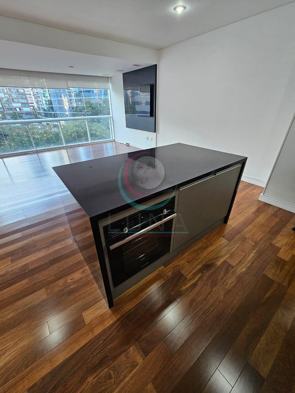 Apartamento à venda com 1 quarto, 93m² - Foto 11
