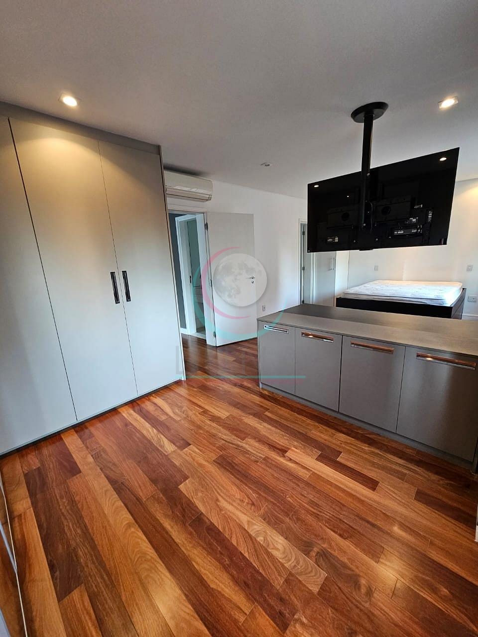 Apartamento à venda com 1 quarto, 93m² - Foto 49