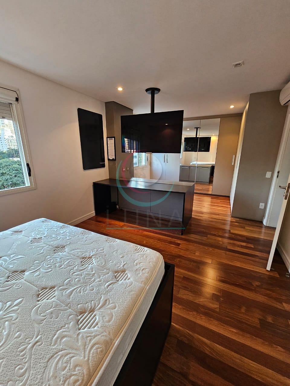 Apartamento à venda com 1 quarto, 93m² - Foto 42