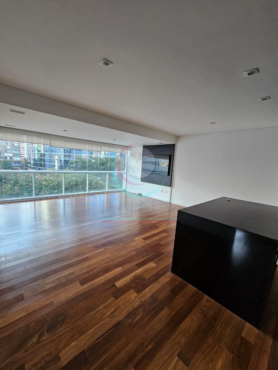 Apartamento à venda com 1 quarto, 93m² - Foto 44