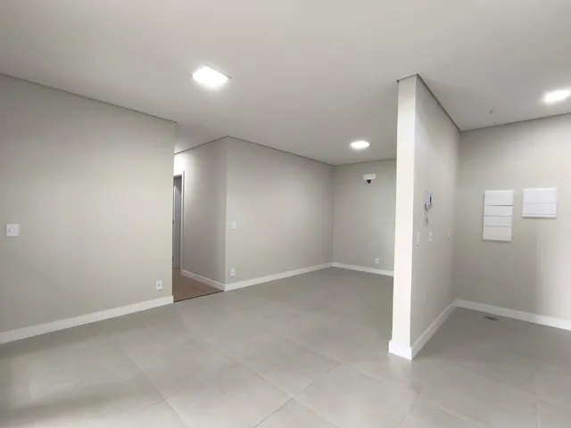 Apartamento com 10m² 3 quartos e 2 banheiros, à venda, no bairro Centro em Londrina
