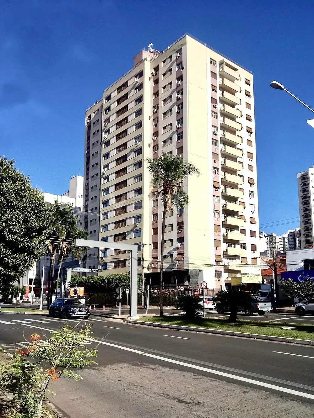 Apartamento, 3 quartos, 140 m² - Foto 1