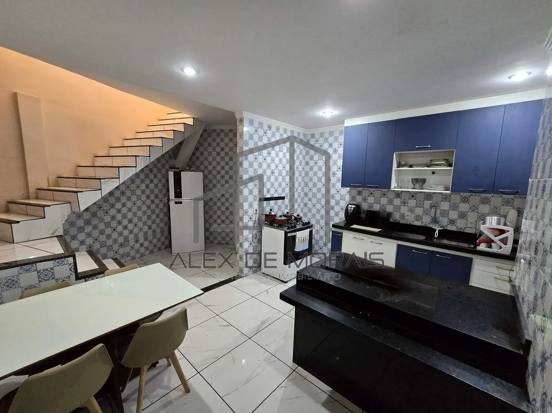 Casa, 5 quartos, 200 m² - Foto 11