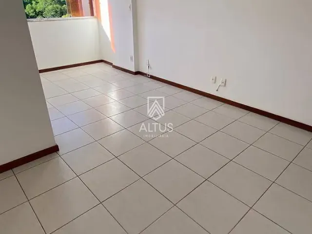 Apartamento 3 quartos e 1 banheiro, à venda, no bairro São Rafael em Salvador