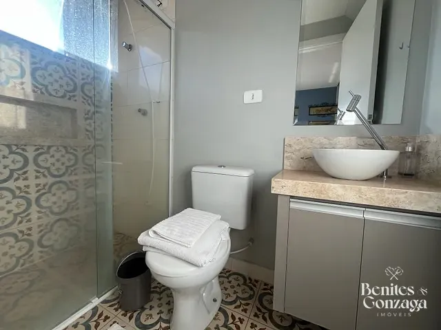 Apartamento com 30m² 1 quarto e 1 banheiro, para alugar, no bairro Zona 07 em Maringá