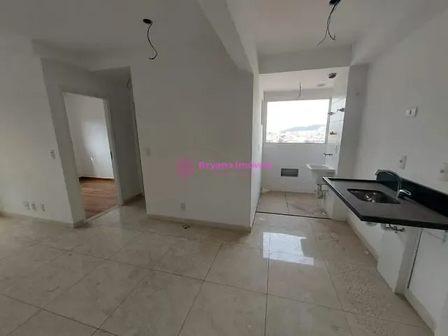 Apartamento com 56m² 2 quartos e 2 banheiros, à venda, no bairro Vila Tibiriçá em Santo André