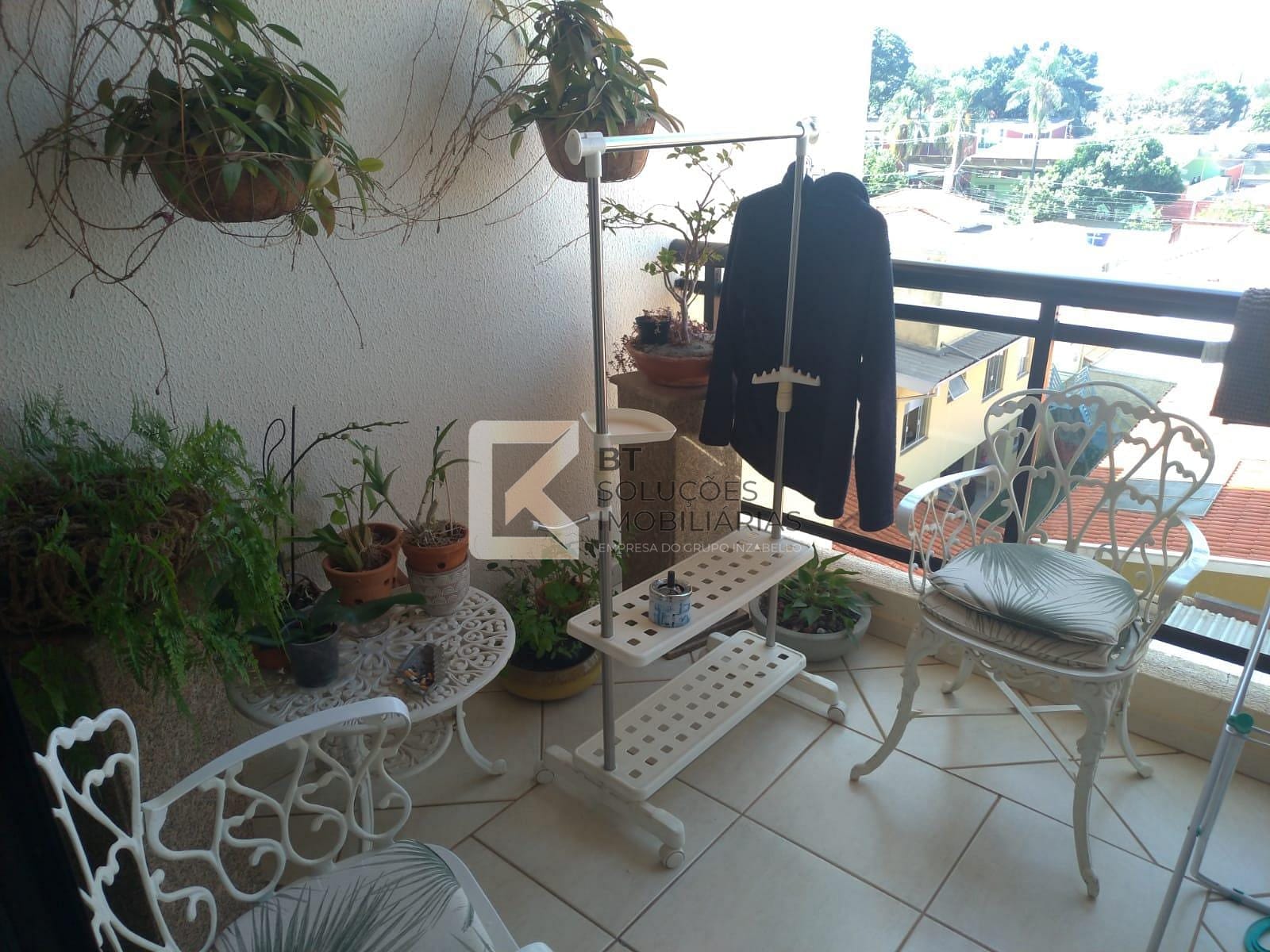 Apartamento à venda com 3 quartos, 120m² - Foto 3