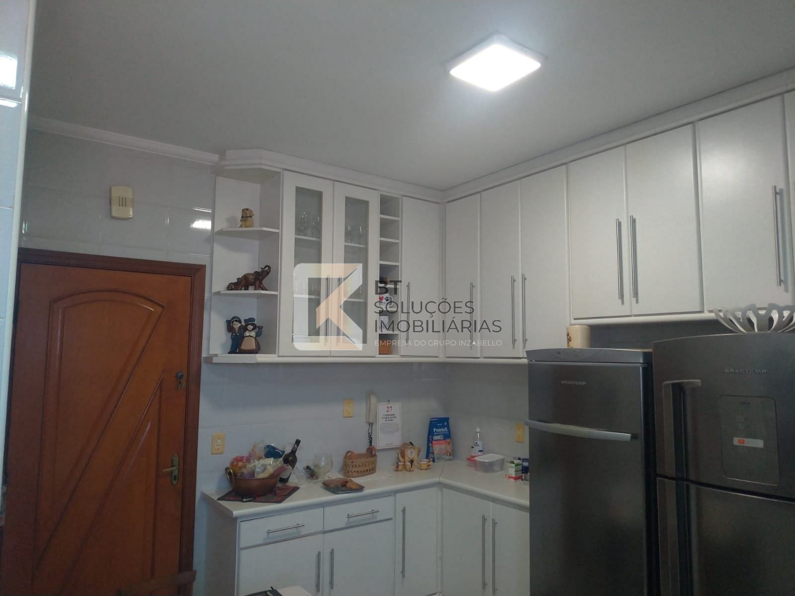 Apartamento à venda com 3 quartos, 120m² - Foto 4