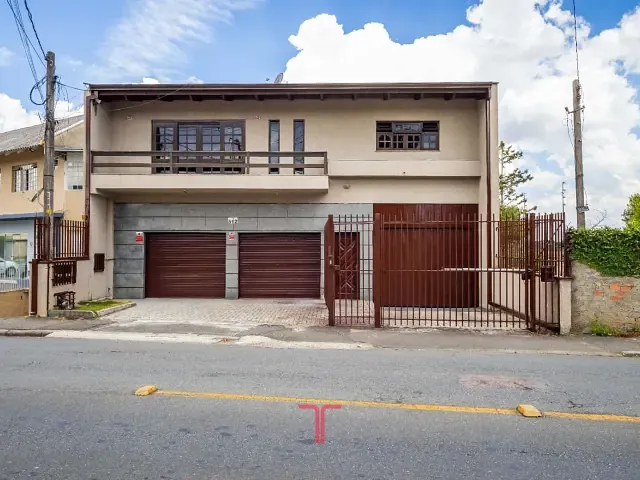 Apartamento com 250m² 3 quartos e 3 banheiros, para alugar, no bairro Santa Felicidade em Curitiba