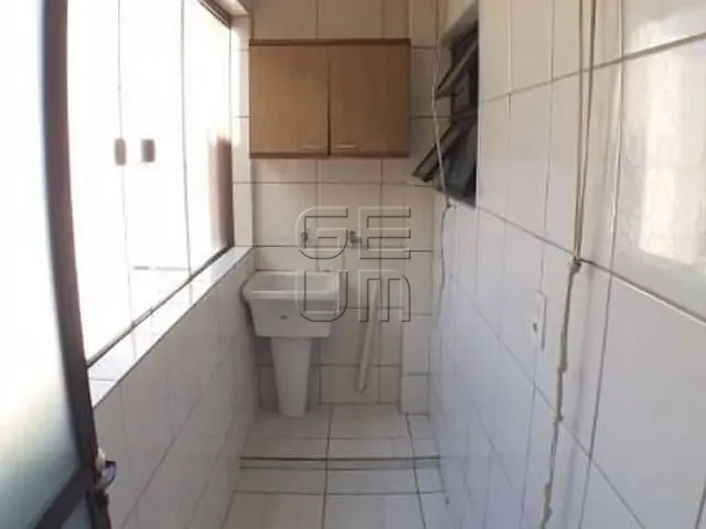 Apartamento com 126m² 3 quartos e 2 banheiros, à venda, no bairro Centro em Londrina