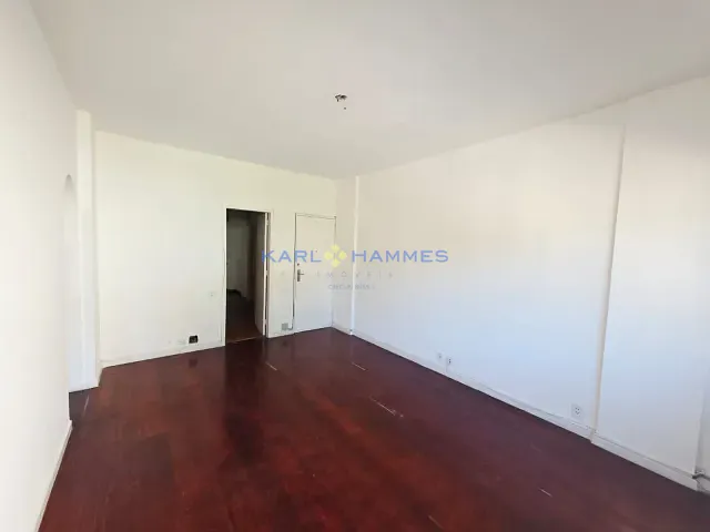 Apartamento com 77m² 2 quartos e 1 banheiro, à venda, no bairro Centro em Petrópolis