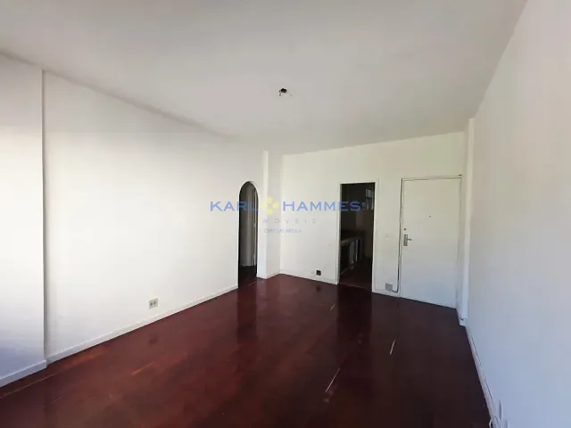 Apartamento com 77m² 2 quartos e 1 banheiro, à venda, no bairro Centro em Petrópolis