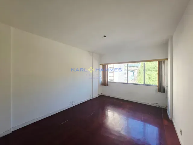 Apartamento com 77m² 2 quartos e 1 banheiro, à venda, no bairro Centro em Petrópolis