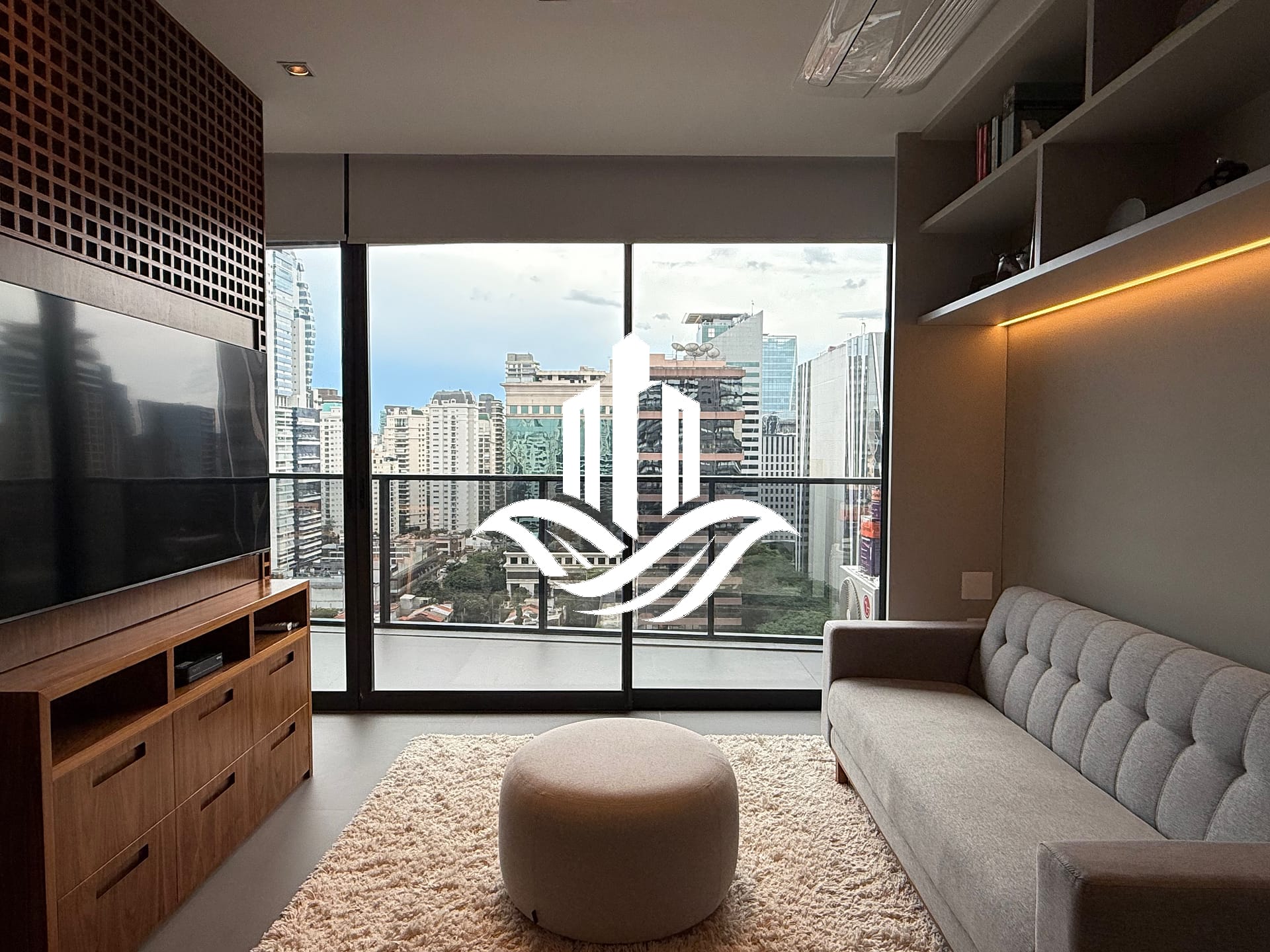 Apartamento à venda e aluguel com 1 quarto, 46m² - Foto 1