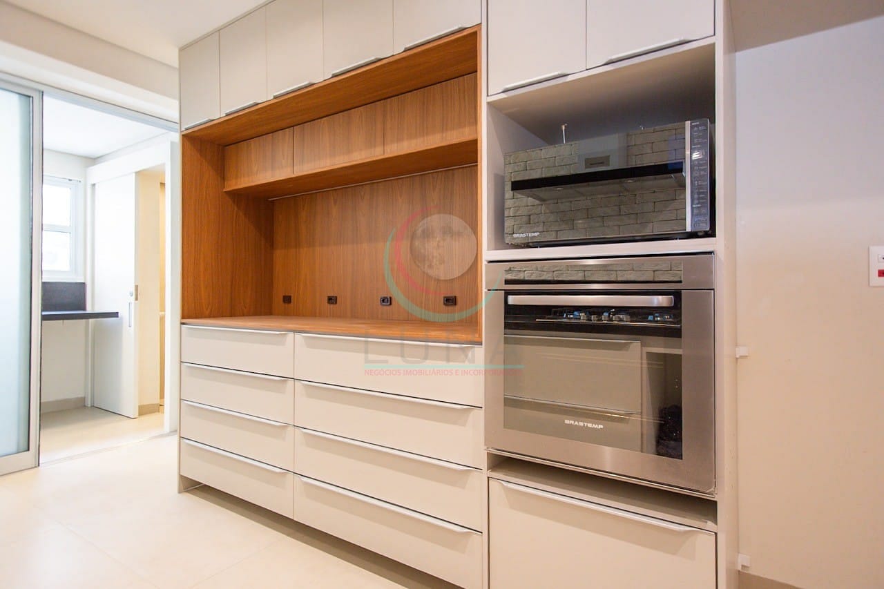 Apartamento para alugar com 2 quartos, 127m² - Foto 6