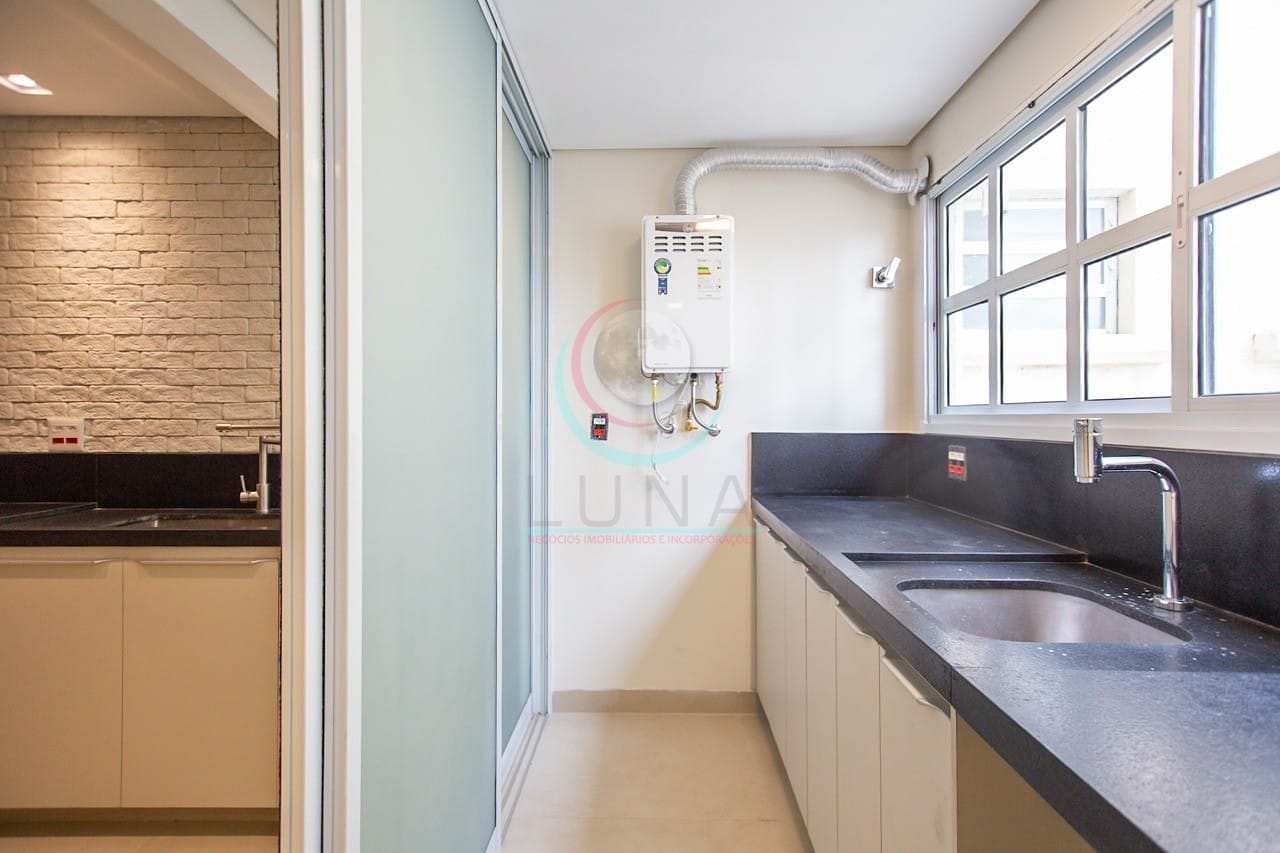 Apartamento para alugar com 2 quartos, 127m² - Foto 10