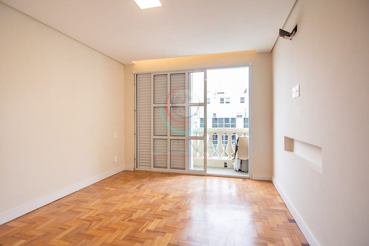 Apartamento para alugar com 2 quartos, 127m² - Foto 13