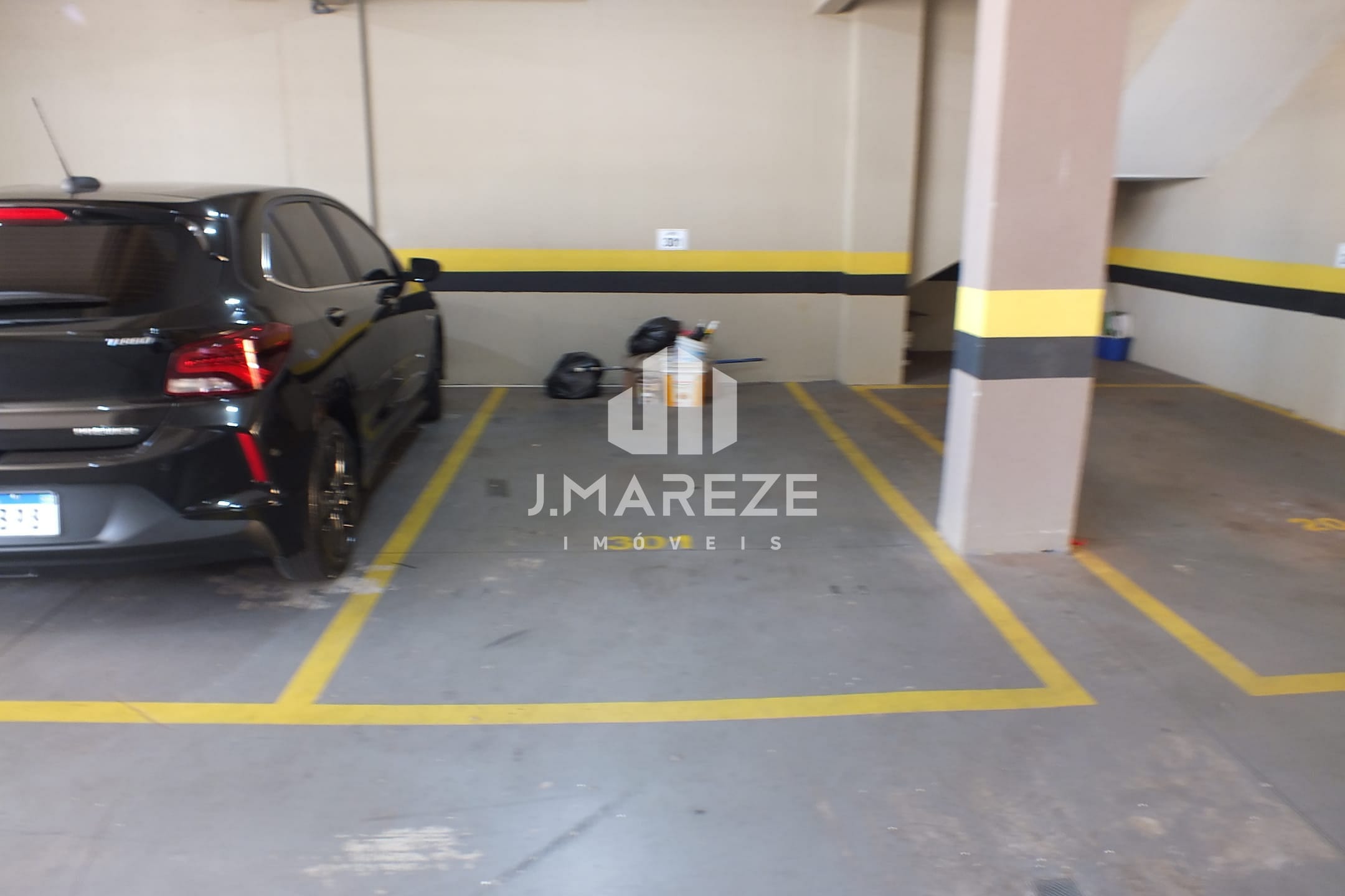 Apartamento à venda com 2 quartos, 70m² - Foto 7