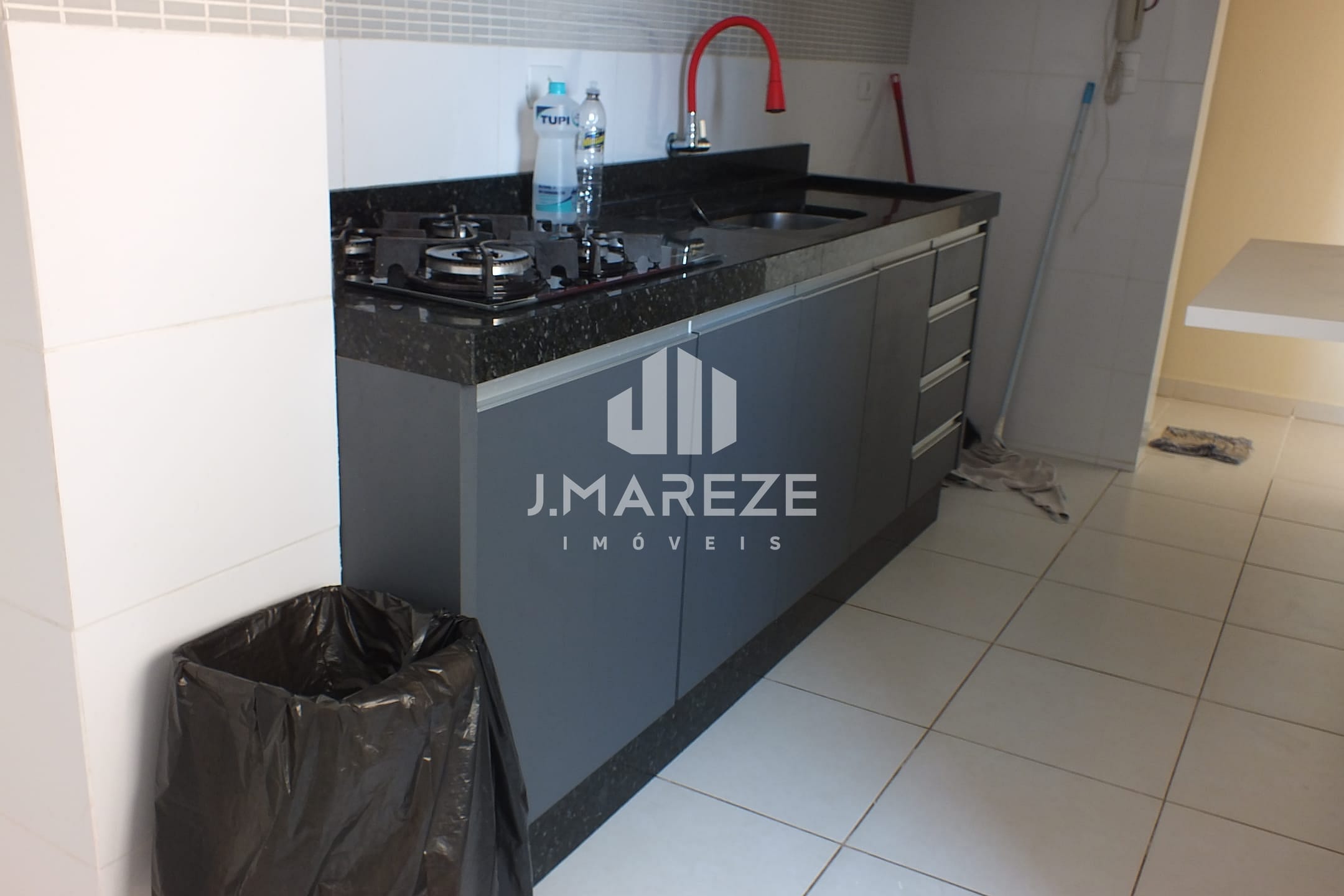 Apartamento à venda com 2 quartos, 70m² - Foto 15