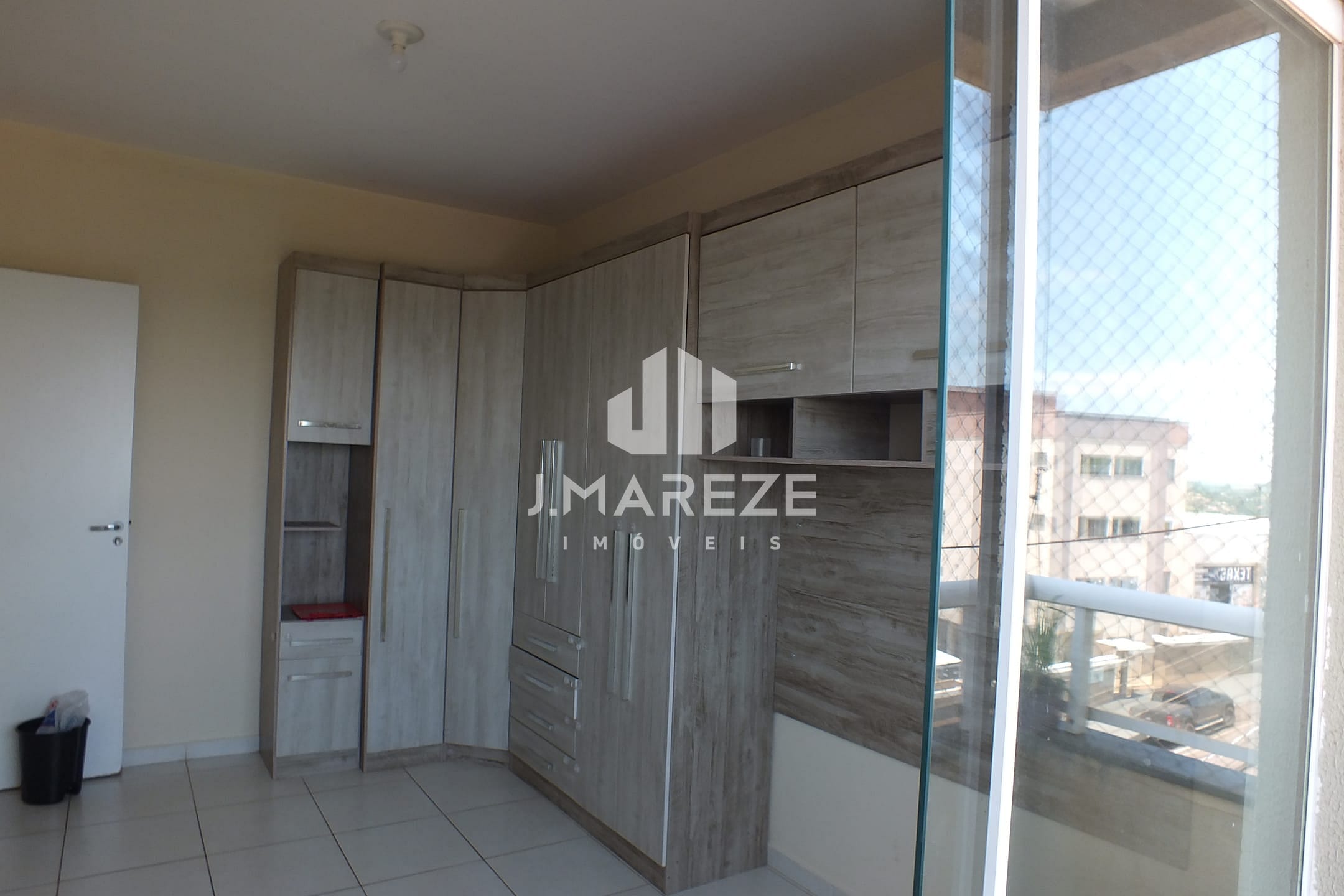 Apartamento à venda com 2 quartos, 70m² - Foto 30