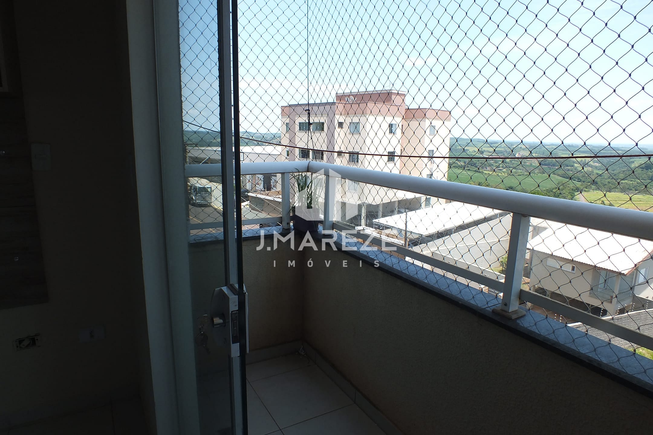 Apartamento à venda com 2 quartos, 70m² - Foto 31