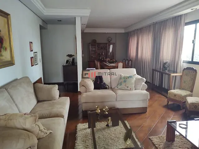 Apartamento 4 quartos e 4 banheiros, à venda, no bairro Centro em Londrina